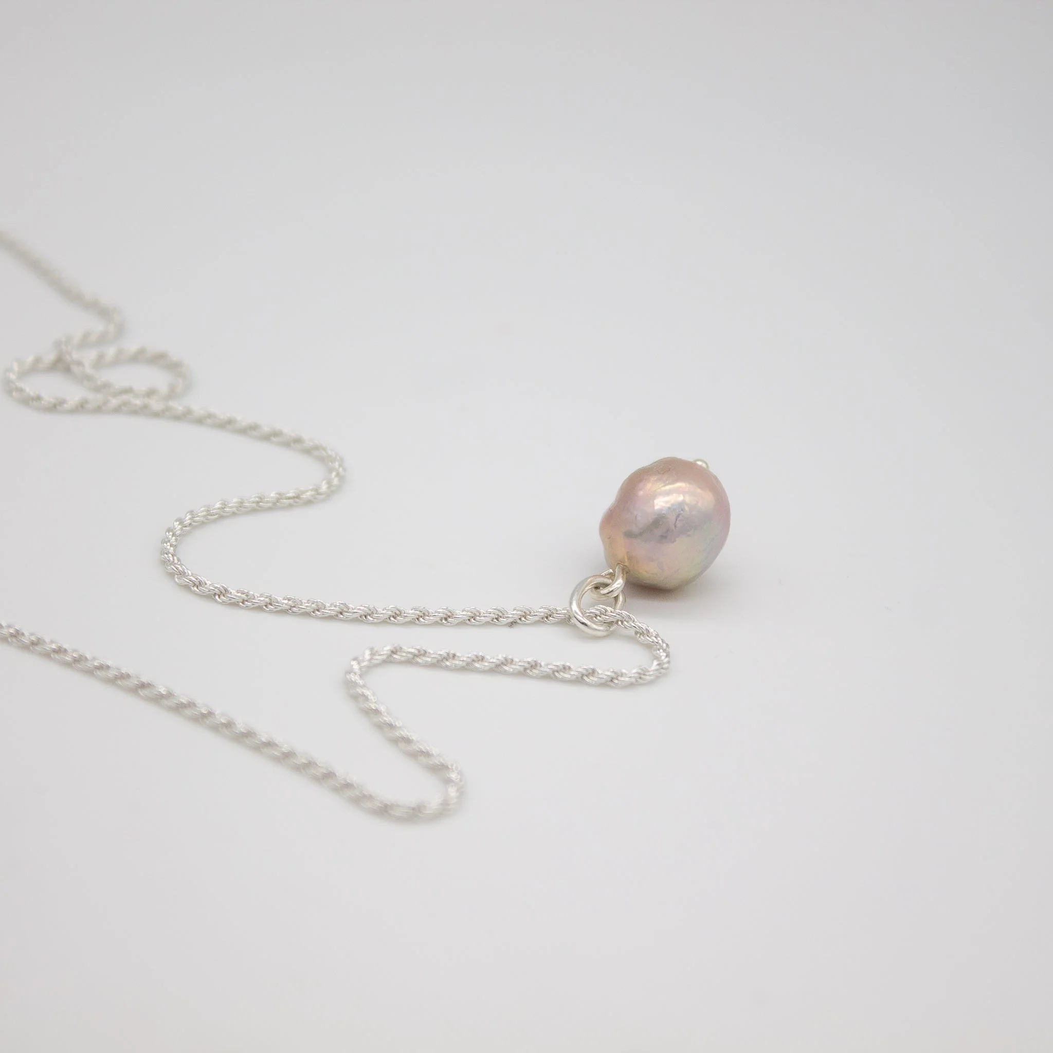 Akoya Perlen Kette // SVELVIK Silber - Image 3