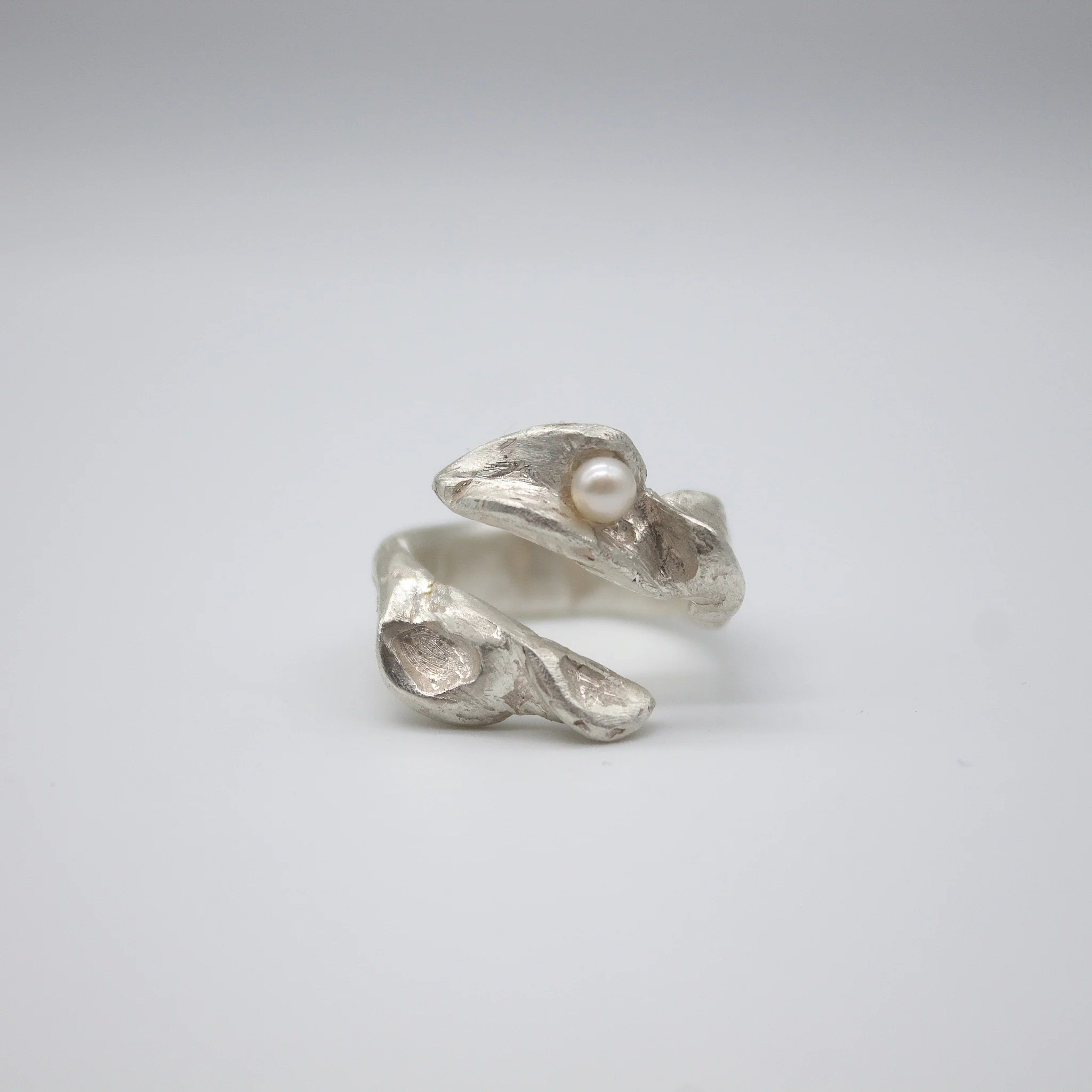 ELVDAL // Ring mit kleiner Süßwasserperle - Image 7