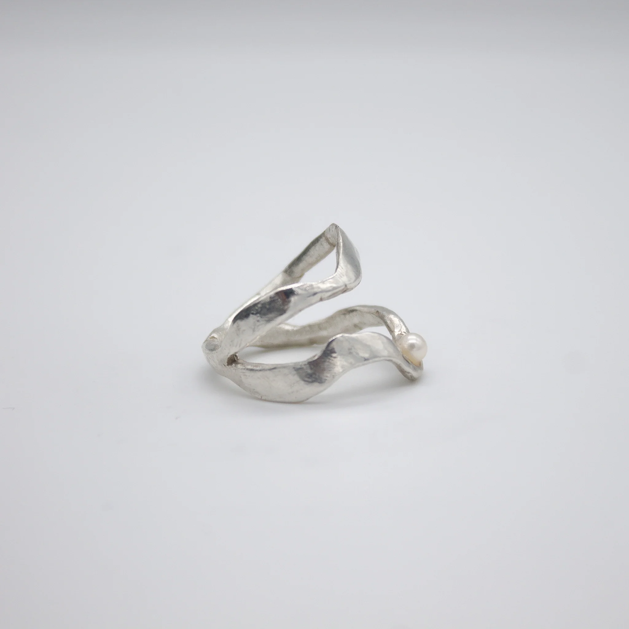 FRYA // Doppelring mit zarter Perle - Image 6