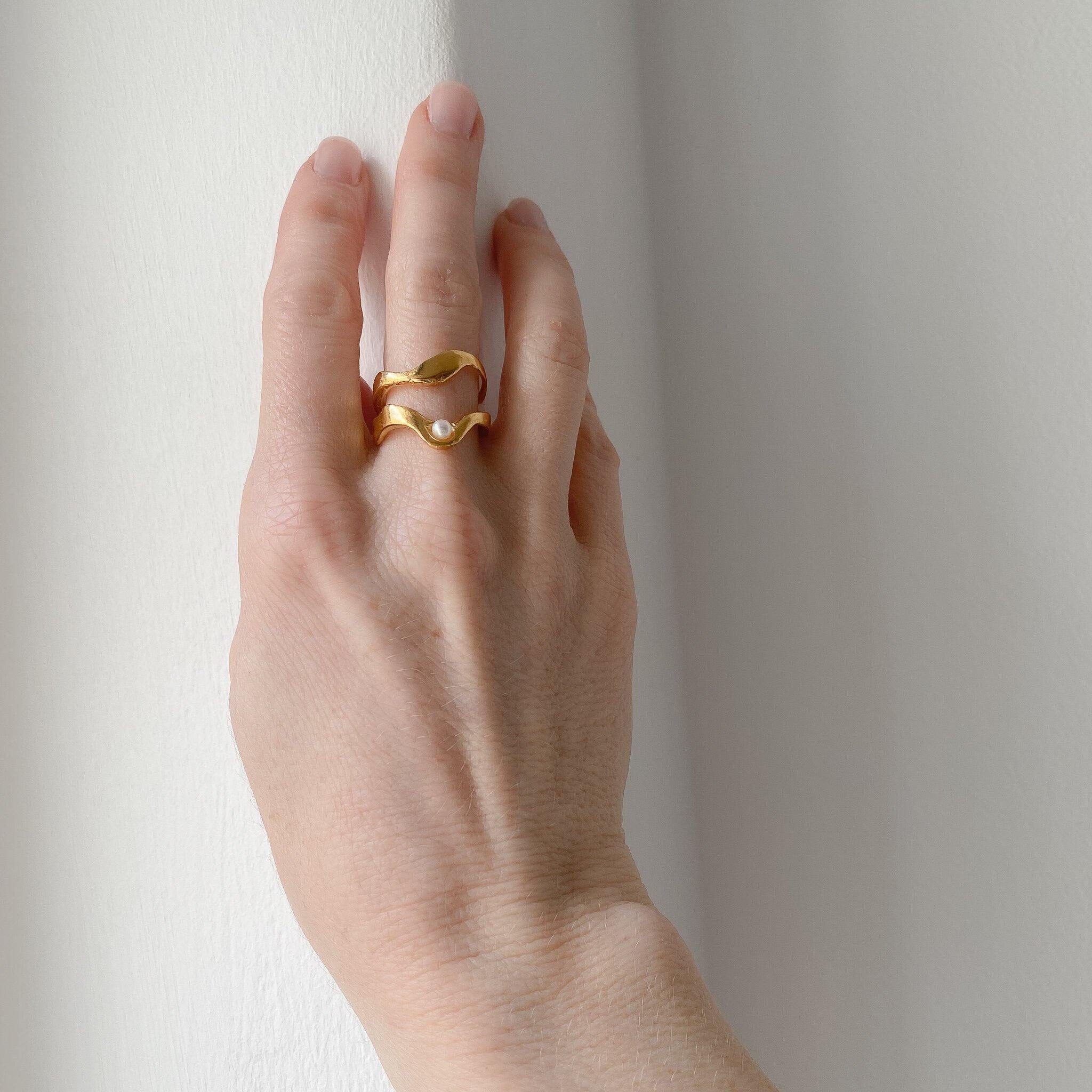 FRYA // Doppelring mit zarter Perle - Image 7