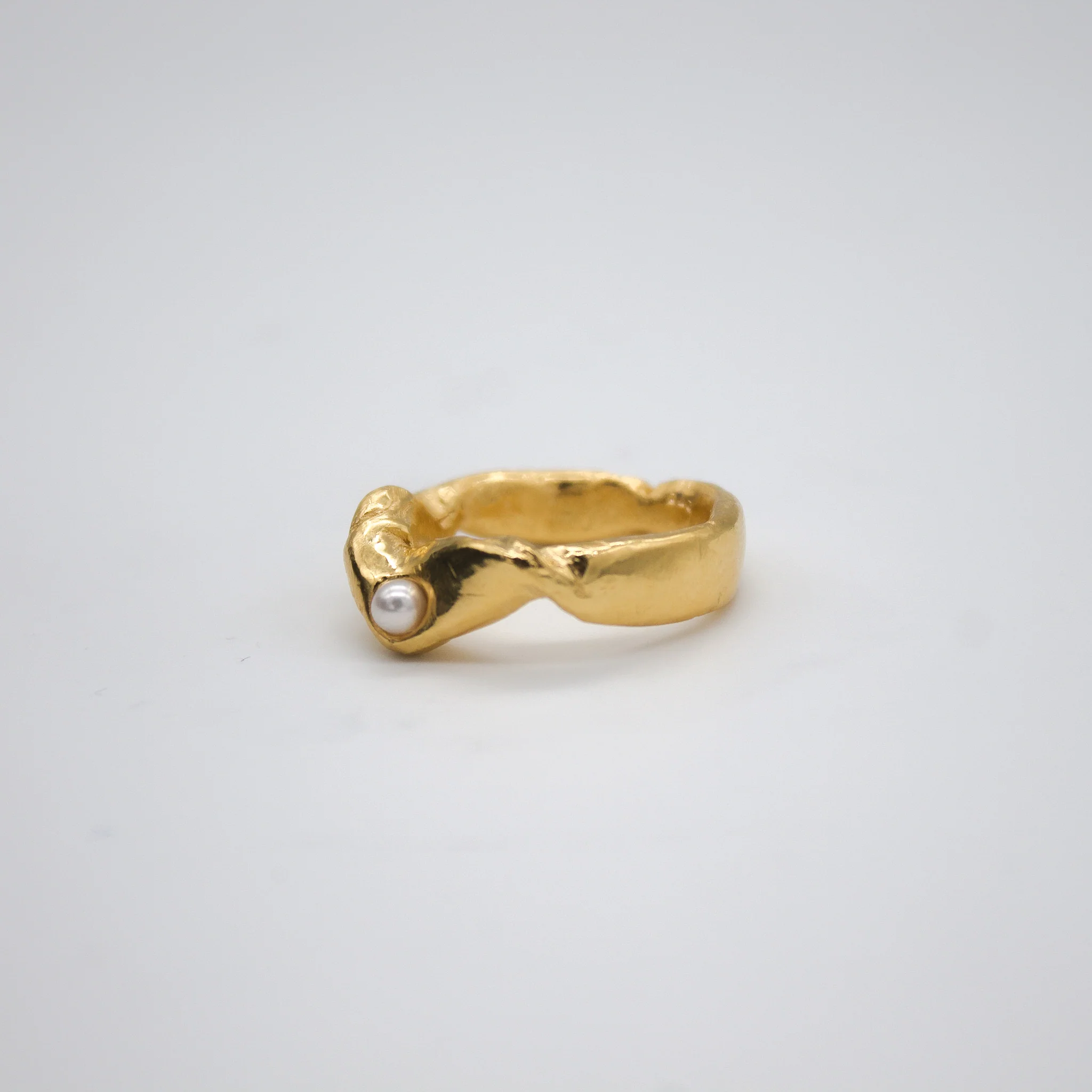 GJERDE // Ring mit kleiner Süßwasserperle - Image 8